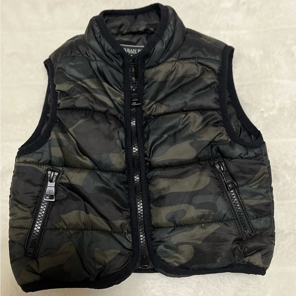 Urban Republic Other - Kids Camo Puffer Vest